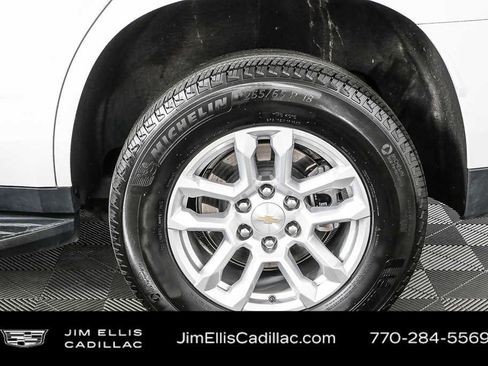 Used 2025 Chevrolet Tahoe LT RWD image 39