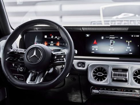 Used 2025 Mercedes-Benz G 63 AMG 4MATIC image 66