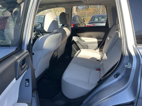 Used 2014 Subaru Forester 2.5i Premium w/ All-Weather Package image 11