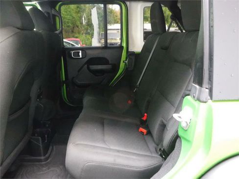 Used 2018 Jeep Wrangler Unlimited Sport S image 6