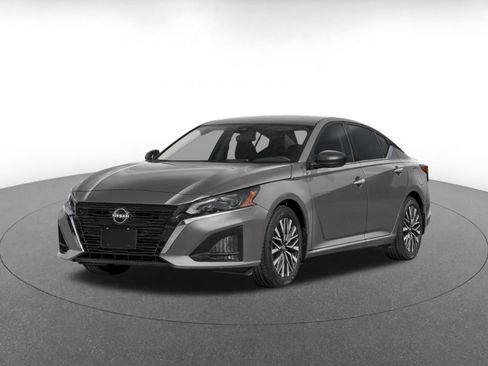 Used 2025 Nissan Altima 2.5 SV FWD image 3
