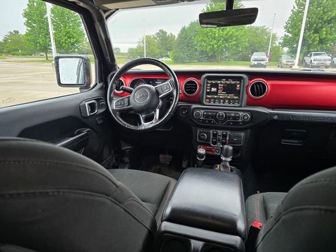 Used 2019 Jeep Wrangler Unlimited Rubicon AWD/4WD image 16