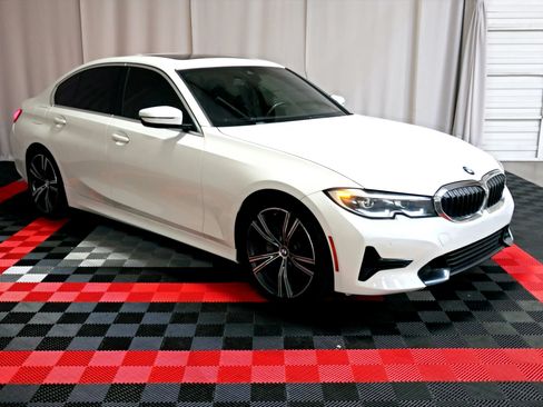 Used 2021 BMW 330i Sedan w/ Driving Assistance Package RWD image 6