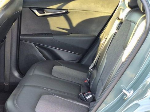 Used 2023 Kia Niro EX image 19