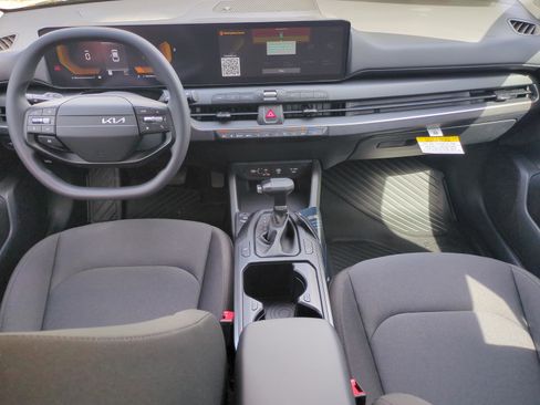 New 2026 Kia K4 FWD image 13