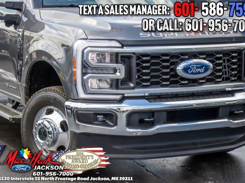New 2026 Ford F350 XLT w/ XLT Premium Package AWD/4WD image 32