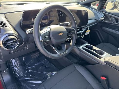 New 2026 Chevrolet Equinox EV LT image 11