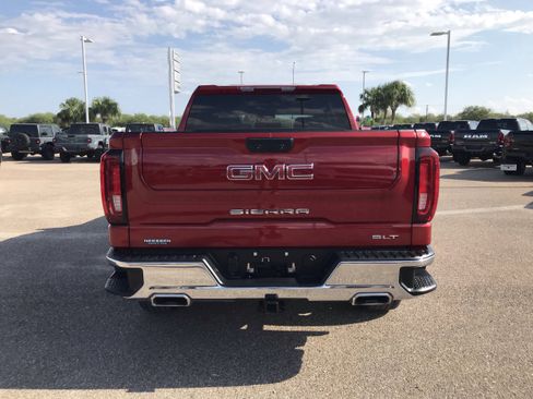 Used 2024 GMC Sierra 1500 SLT w/ X31 Off-Road Package image 6
