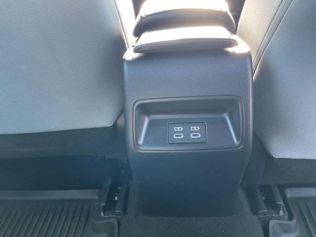 Used 2025 Toyota Corolla SE FWD image 19