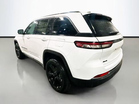 New 2026 Jeep Grand Cherokee Limited w/ Limited Altitude Package image 8