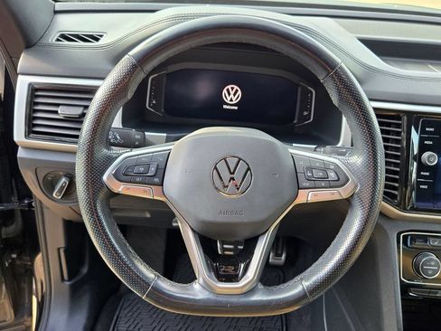 Used 2021 Volkswagen Atlas Cross Sport SEL R-Line AWD/4WD image 14