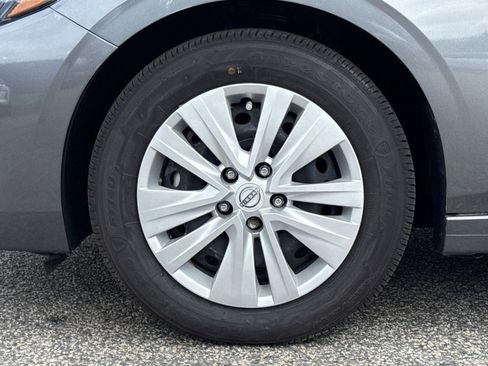 New 2025 Nissan Sentra S FWD image 19