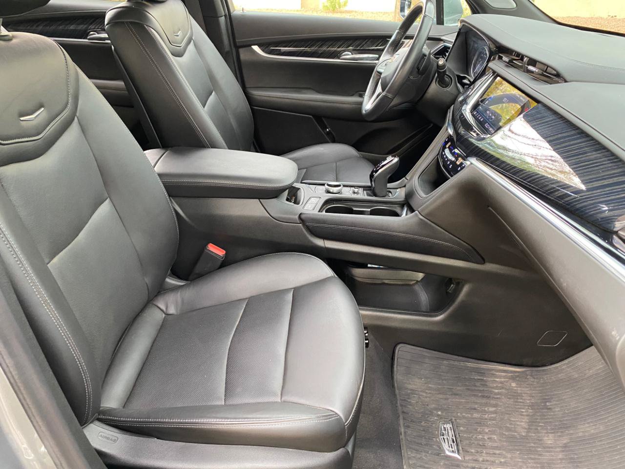 Used 2024 Cadillac XT6 Premium Luxury AWD/4WD image 58