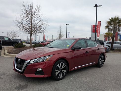 Certified 2022 Nissan Altima 2.5 SV image 8