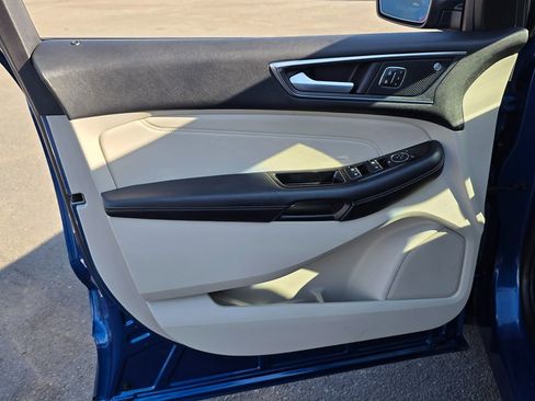 Used 2020 Ford Edge Titanium w/ Equipment Group 301A image 24