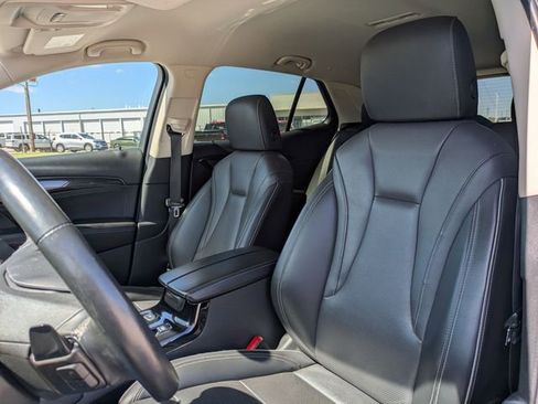 Used 2023 Buick Envision Essence image 15