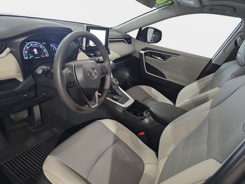 Used 2025 Toyota RAV4 XLE Premium AWD/4WD image 13