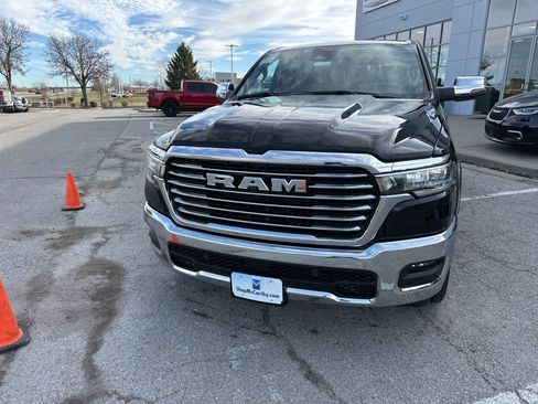 Used 2025 RAM 1500 Laramie image 7