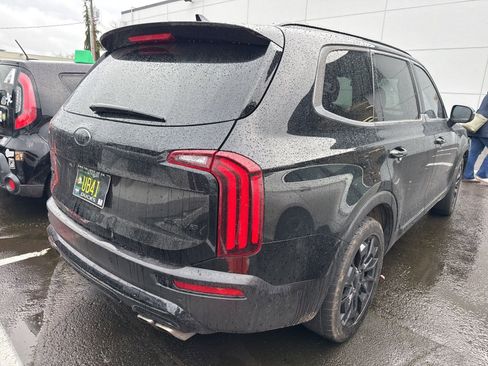 Used 2021 Kia Telluride EX w/ EX Premium Package image 3