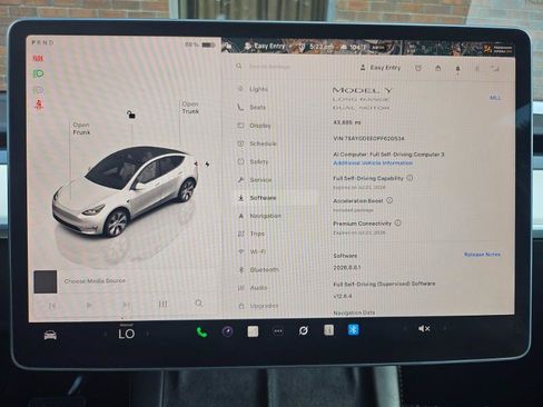 Used 2023 Tesla Model Y Long Range AWD/4WD image 2