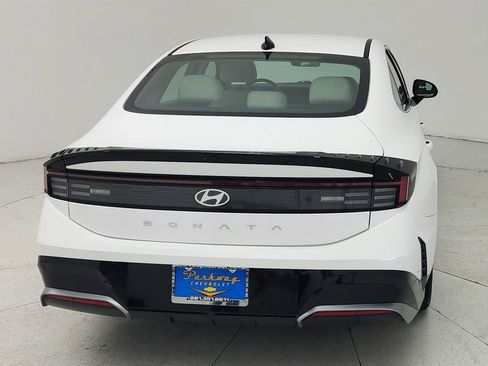Used 2025 Hyundai Sonata SEL FWD image 6