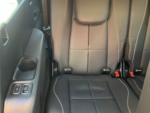 Used 2021 Mercedes-Benz GLS 580 GLS 580 image 19