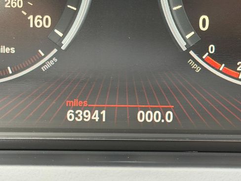 Used 2011 BMW 750Li RWD image 22