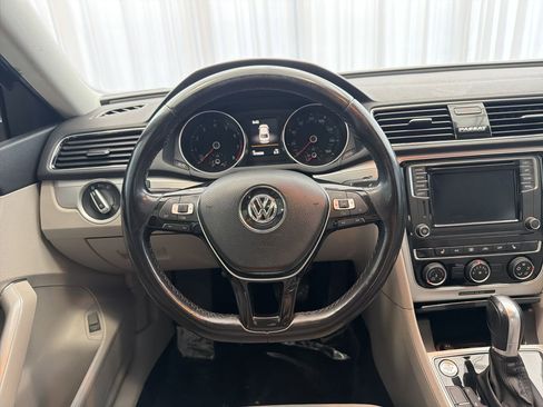 Used 2019 Volkswagen Passat 2.0T Wolfsburg image 21