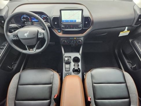 Used 2024 Ford Bronco Sport Outer Banks image 25