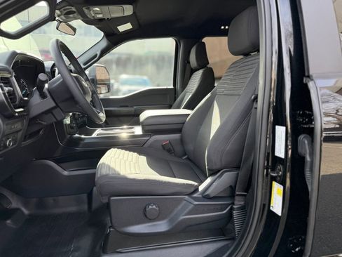 Used 2022 Ford F150 XL w/ STX Appearance Package image 9