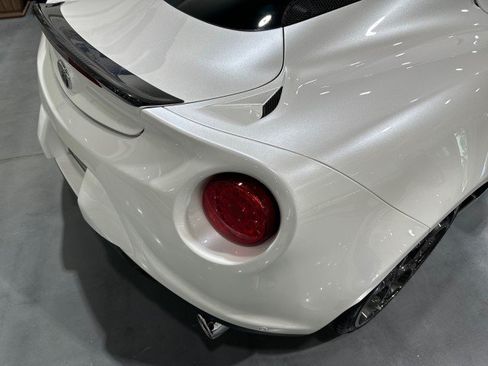 Used 2017 Alfa Romeo 4C Coupe w/ Coupe Track Package 1 RWD image 30