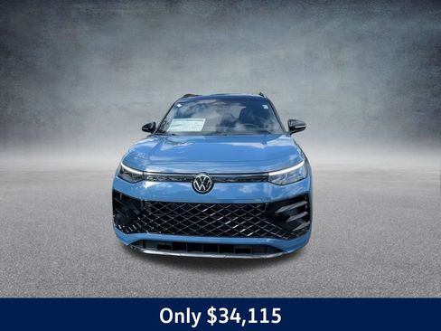 New 2025 Volkswagen Tiguan SE R-Line image 5