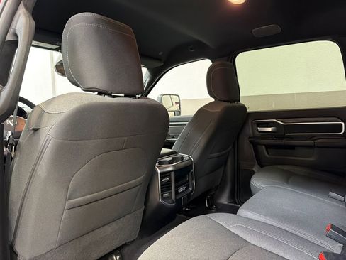 Used 2024 RAM 2500 Big Horn w/ Level 2 Equipment Group AWD/4WD image 28