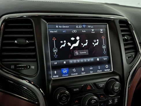 Used 2018 Jeep Grand Cherokee Trackhawk AWD/4WD image 26