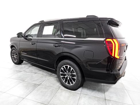 Certified 2025 Ford Expedition Platinum AWD/4WD image 6