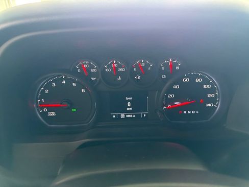 Used 2026 Chevrolet Silverado 2500 Custom w/ Custom Value Package AWD/4WD image 8