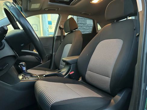 Used 2019 Hyundai Kona SEL w/ SEL Tech Package 02 image 10