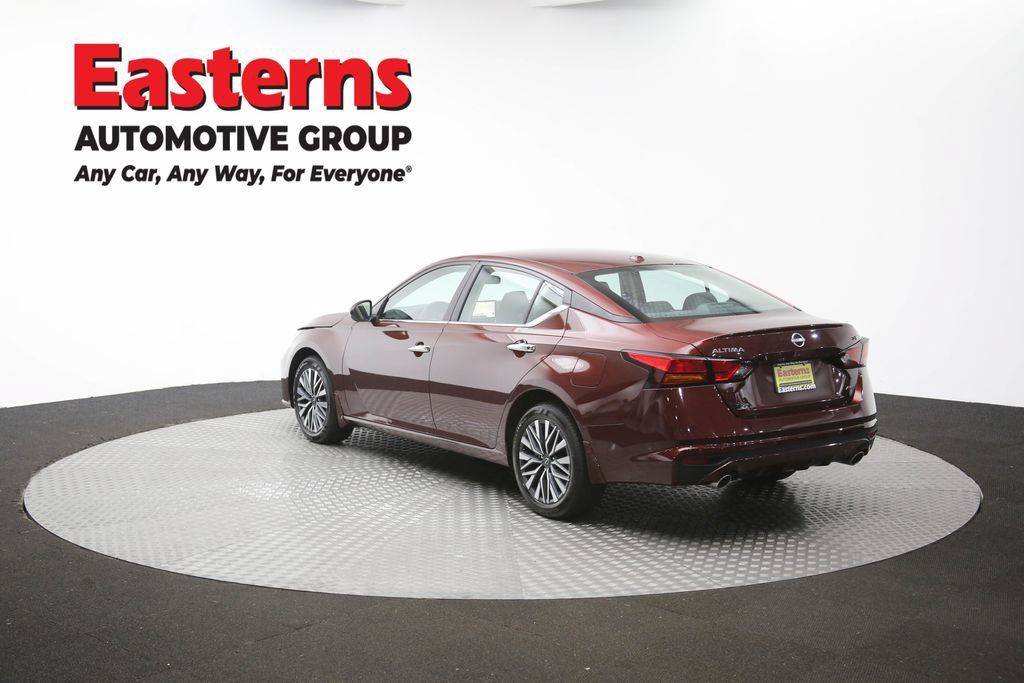Used 2024 Nissan Altima 2.5 SV w/ SV Premium Package AWD/4WD image 66