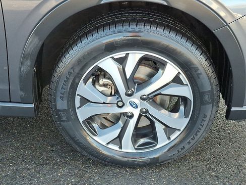 Used 2021 Subaru Outback Touring XT image 8