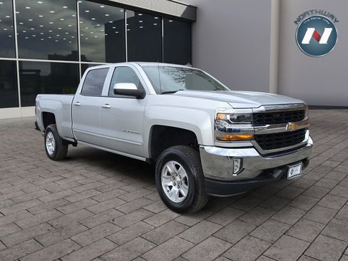 Used 2018 Chevrolet Silverado 1500 LT w/ All Star Edition AWD/4WD image 7