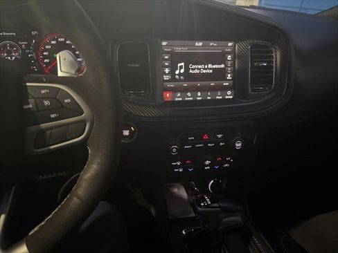 Used 2022 Dodge Charger SRT Hellcat w/ Harman/Kardon Audio Group image 18