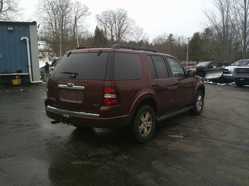 Used 2009 Ford Explorer XLT image 5