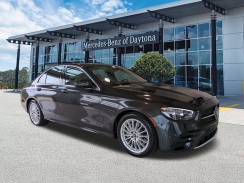 Used 2021 Mercedes-Benz E 350 Sedan image 2