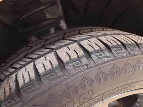 Used 2018 GMC Acadia Denali w/ Technology Package image 27