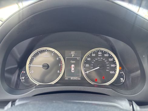 Used 2015 Lexus IS 250 RWD image 23