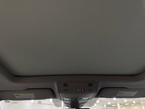 New 2026 Volkswagen Taos SE FWD image 26