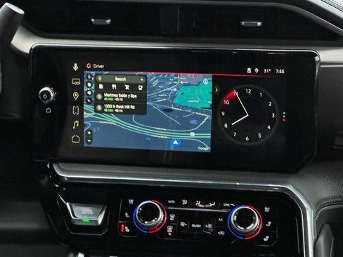 Used 2024 GMC Sierra 3500 Denali image 16