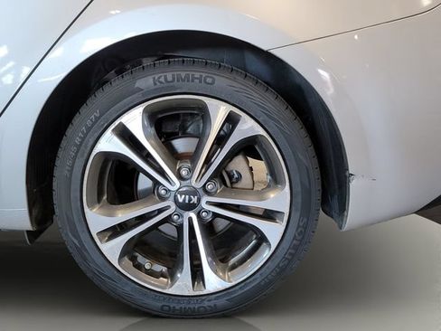 Used 2015 Kia Forte EX w/ UVO Package W/17" Alloys FWD image 32