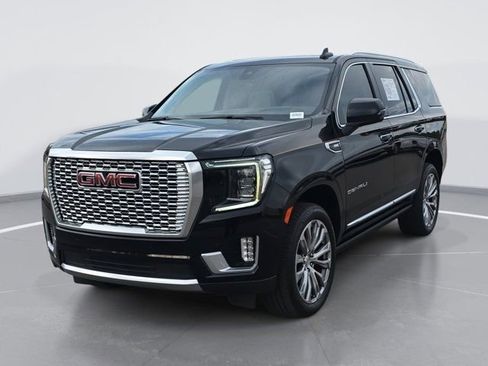 Used 2021 GMC Yukon Denali w/ Denali Premium Package image 7