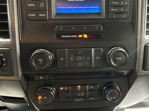 Used 2016 Ford F150 XLT image 27